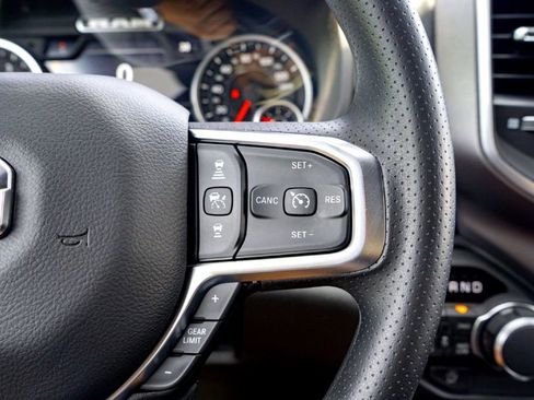New 2026 RAM 1500 Express AWD/4WD image 13
