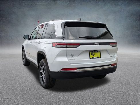 New 2025 Jeep Grand Cherokee Limited w/ Trailer Tow Package image 6