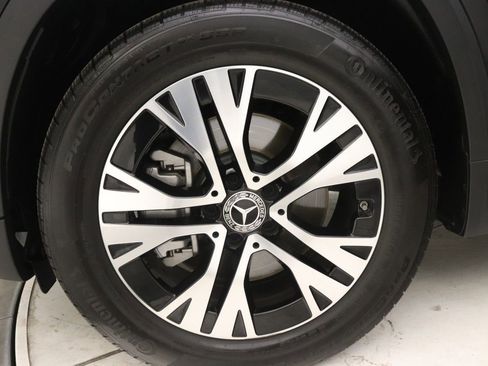 Certified 2025 Mercedes-Benz GLA 250 image 29