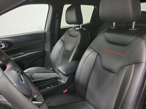 Used 2026 Jeep Compass Trailhawk AWD/4WD image 35