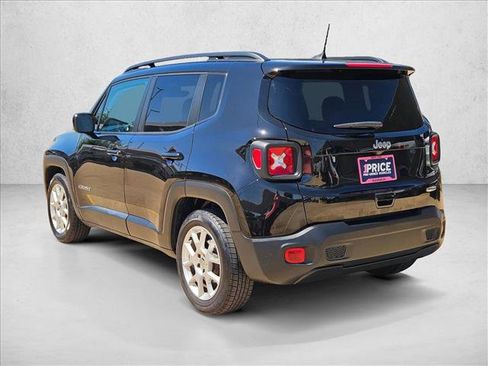 Used 2021 Jeep Renegade Latitude FWD image 8