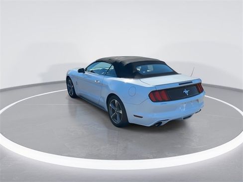 Used 2016 Ford Mustang Convertible w/ Equipment Group 051A image 5