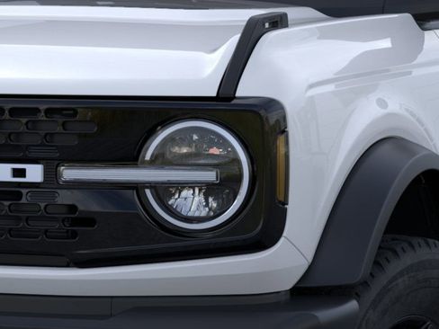 New 2025 Ford Bronco Outer Banks AWD/4WD image 20