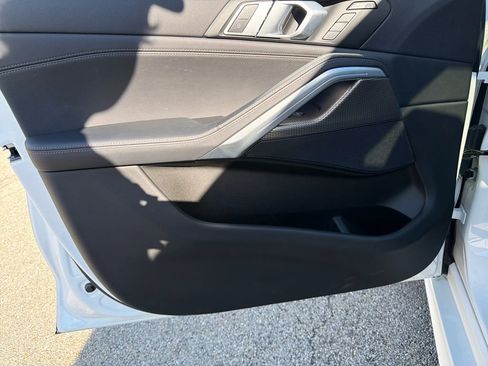 Used 2021 BMW X6 xDrive40i w/ M Sport Package AWD/4WD image 16