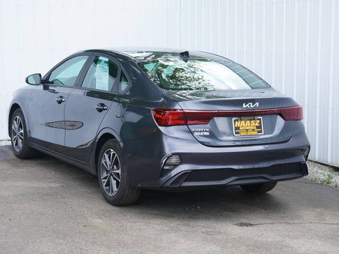 Used 2024 Kia Forte LXS w/ LXS Technology Package FWD image 4