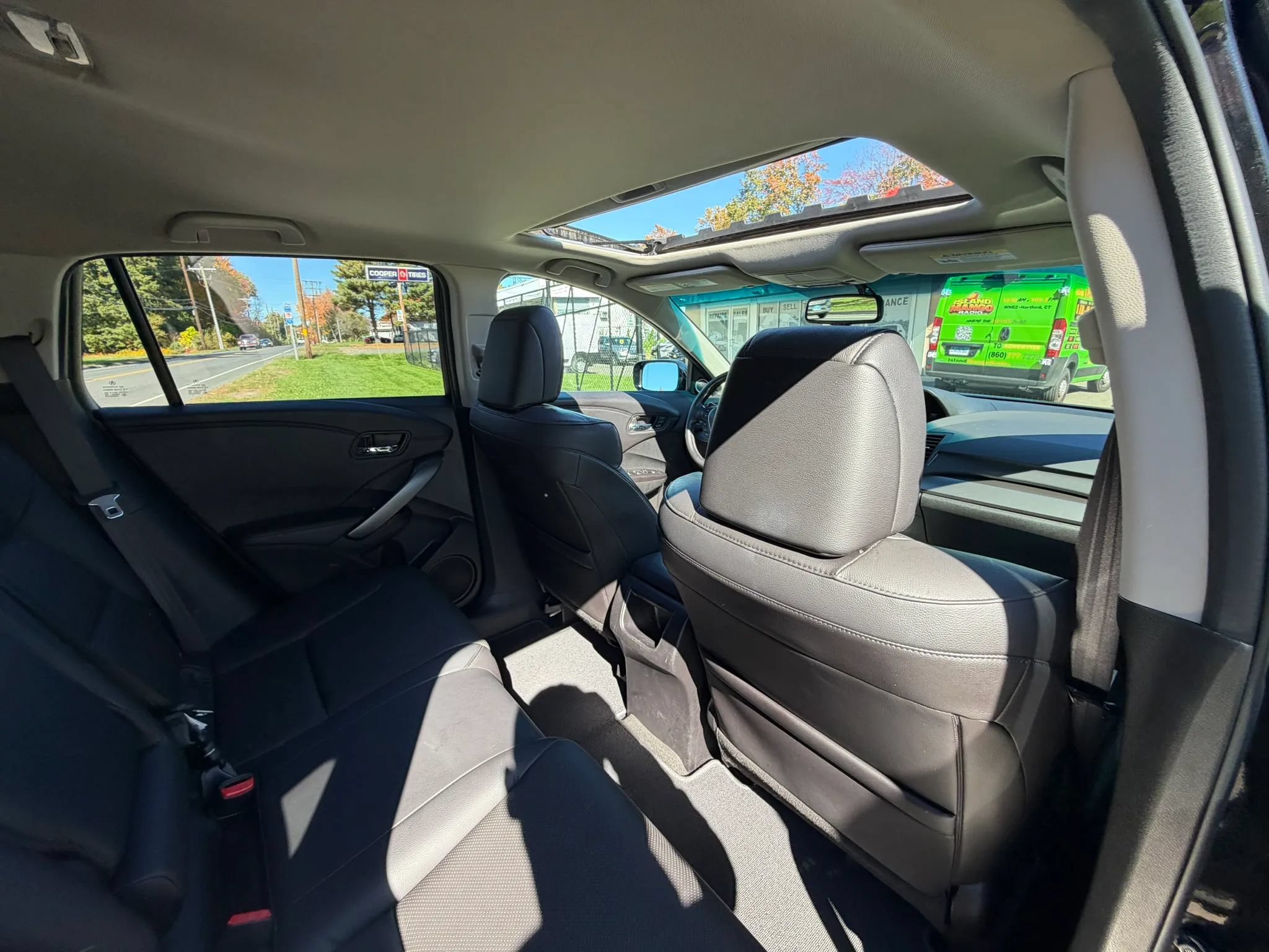 Used 2014 Acura RDX w/ Technology Package AWD/4WD image 15