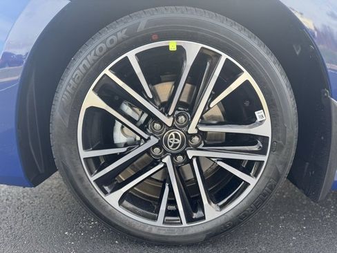 New 2026 Toyota Camry XLE image 9