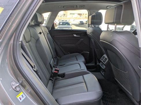 Certified 2025 Audi Q5 2.0T Premium Plus w/ Premium Plus Package image 28