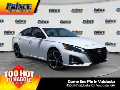 Used 2025 Nissan Altima 2.5 SR