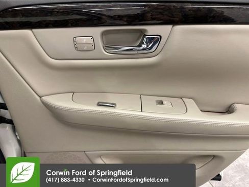 Used 2011 Cadillac DTS Luxury image 8