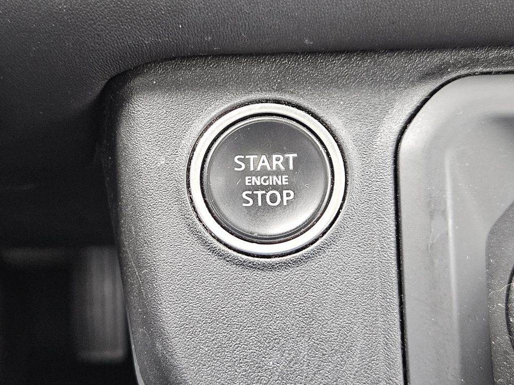 Used 2022 Land Rover Defender 110 X-Dynamic HSE AWD/4WD image 24