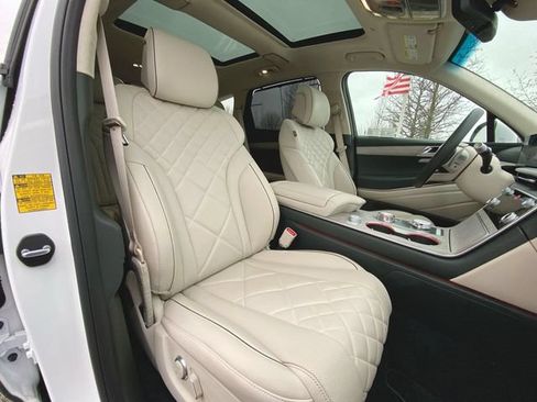 Used 2025 Genesis GV80 3.5T Prestige AWD/4WD image 29