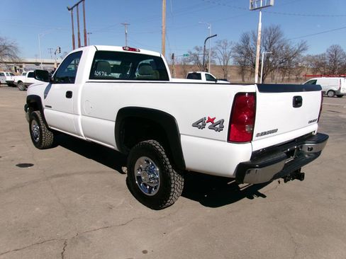 Used 2007 Chevrolet Silverado 2500 W/T w/ Skid Plate Package image 2