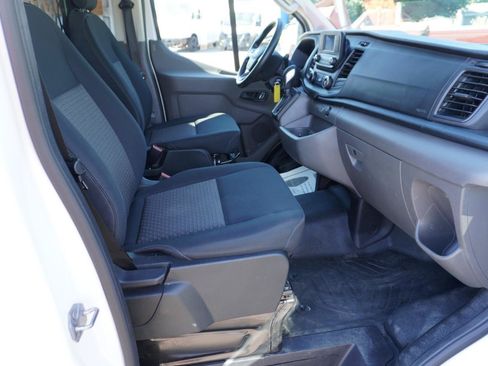 Used 2025 Ford Transit 250 Low Roof w/ Exterior Upgrade Package RWD image 18