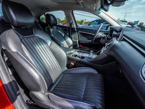 Used 2019 Genesis G70 2.0T Advanced w/ Elite Package image 33