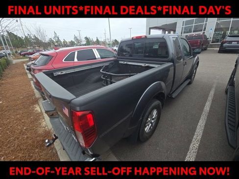 Used 2019 Nissan Frontier SV w/ Value Truck Package image 6