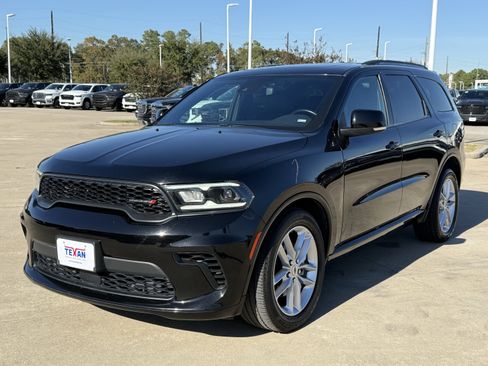 Used 2024 Dodge Durango GT image 9
