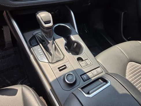 Used 2021 Toyota Highlander XSE image 28