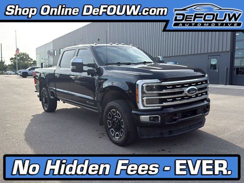 Used 2023 Ford F250 Platinum w/ FX4 Off-Road Package AWD/4WD image 1
