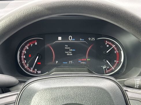 Used 2024 Toyota RAV4 XLE FWD image 24