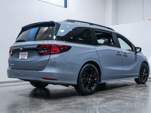 Used 2023 Honda Odyssey Sport image 9