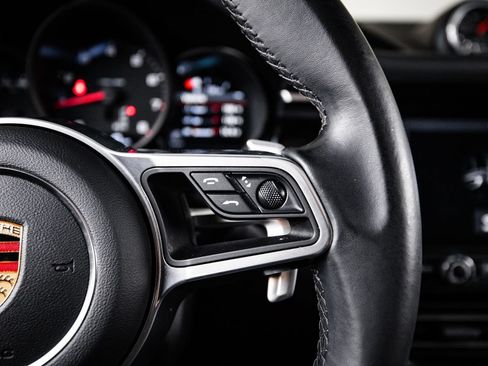 Certified 2021 Porsche Macan AWD/4WD image 16