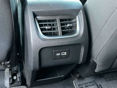 Used 2020 Chevrolet Blazer LT FWD image 10