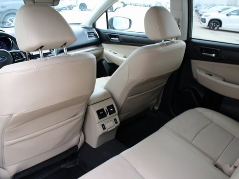 Used 2019 Subaru Outback 2.5i Limited w/ Popular Package #2 image 24