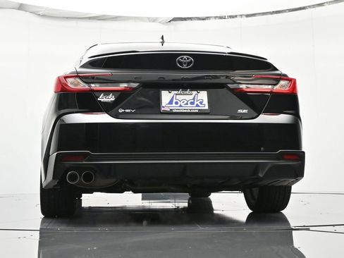 Used 2025 Toyota Camry SE image 44