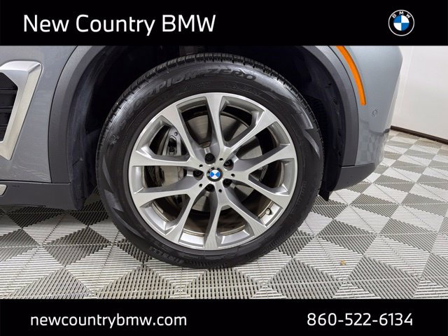 Certified 2026 BMW X5 xDrive50e w/ Premium Package AWD/4WD image 9