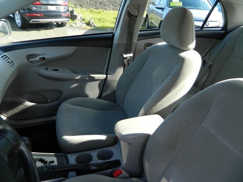 Used 2013 Toyota Corolla L image 13