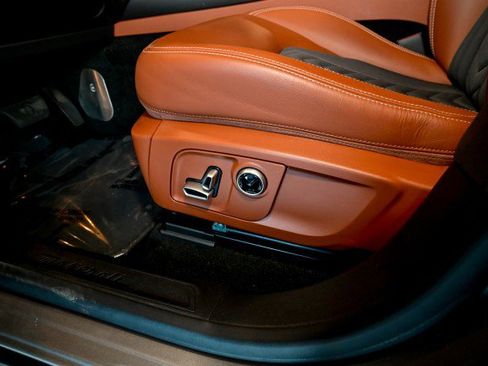 Used 2022 Maserati Levante GT image 18