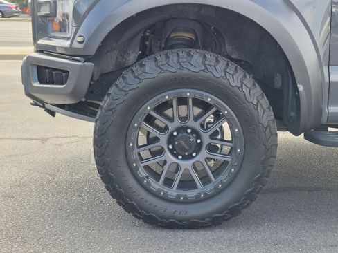 Used 2018 Ford F150 Raptor w/ Equipment Group 802A Luxury AWD/4WD image 13