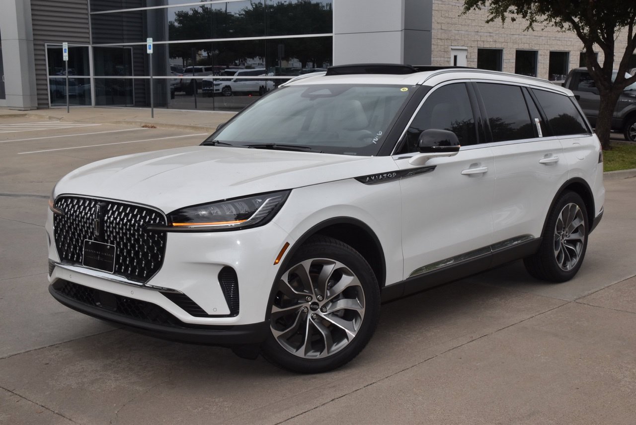 New 2027 Lincoln Aviator Reserve RWD image 12
