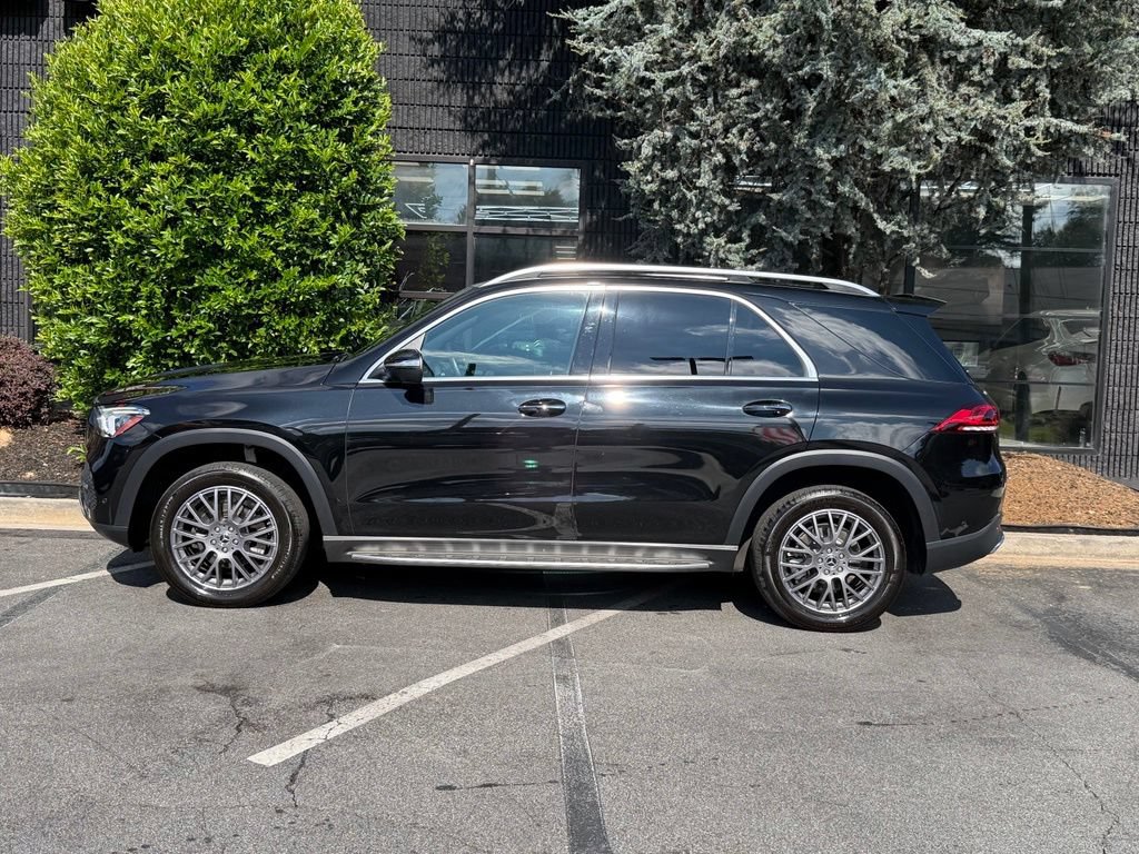 Used 2022 Mercedes-Benz GLE 350 4MATIC w/ Premium Package image 9