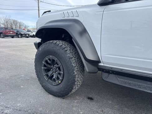 New 2025 Ford Bronco Raptor image 10