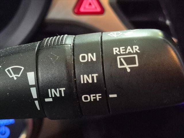 Used 2022 Toyota Sienna LE w/ LE Plus Package FWD image 17