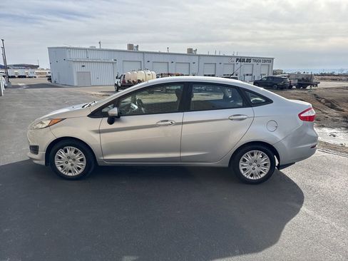 Used 2014 Ford Fiesta S image 6