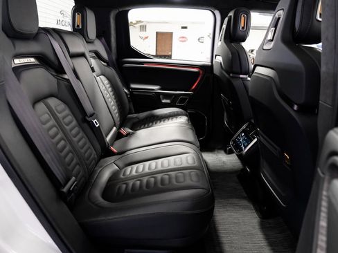 Used 2023 Rivian R1T Adventure image 41