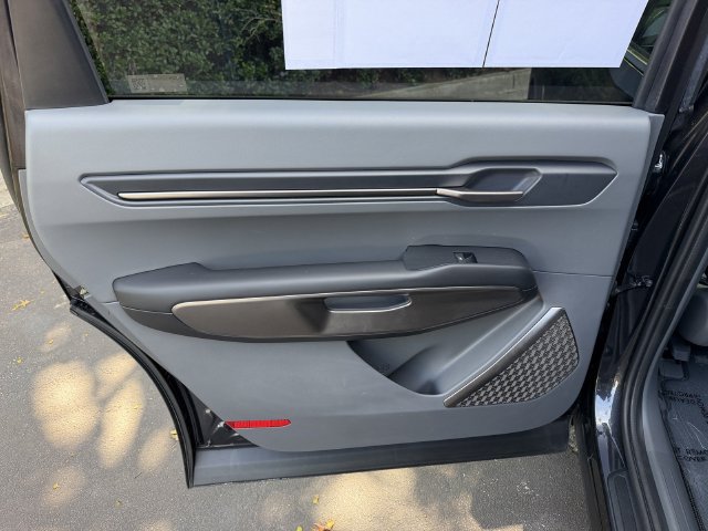 Certified 2026 Kia EV9 Light RWD image 30