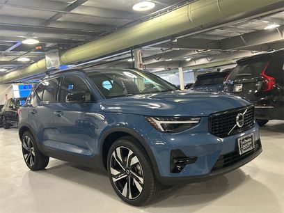 Certified 2023 Volvo XC40 B5 Ultimate w/ Protection Package Premier