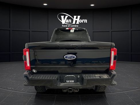 Used 2024 Ford F250 XLT w/ XLT Premium Package AWD/4WD image 6