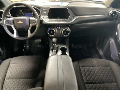 Used 2021 Chevrolet Blazer LT AWD/4WD image 3