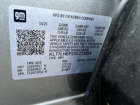 Used 2025 Chevrolet Trax LT w/ LT Convenience Package image 27