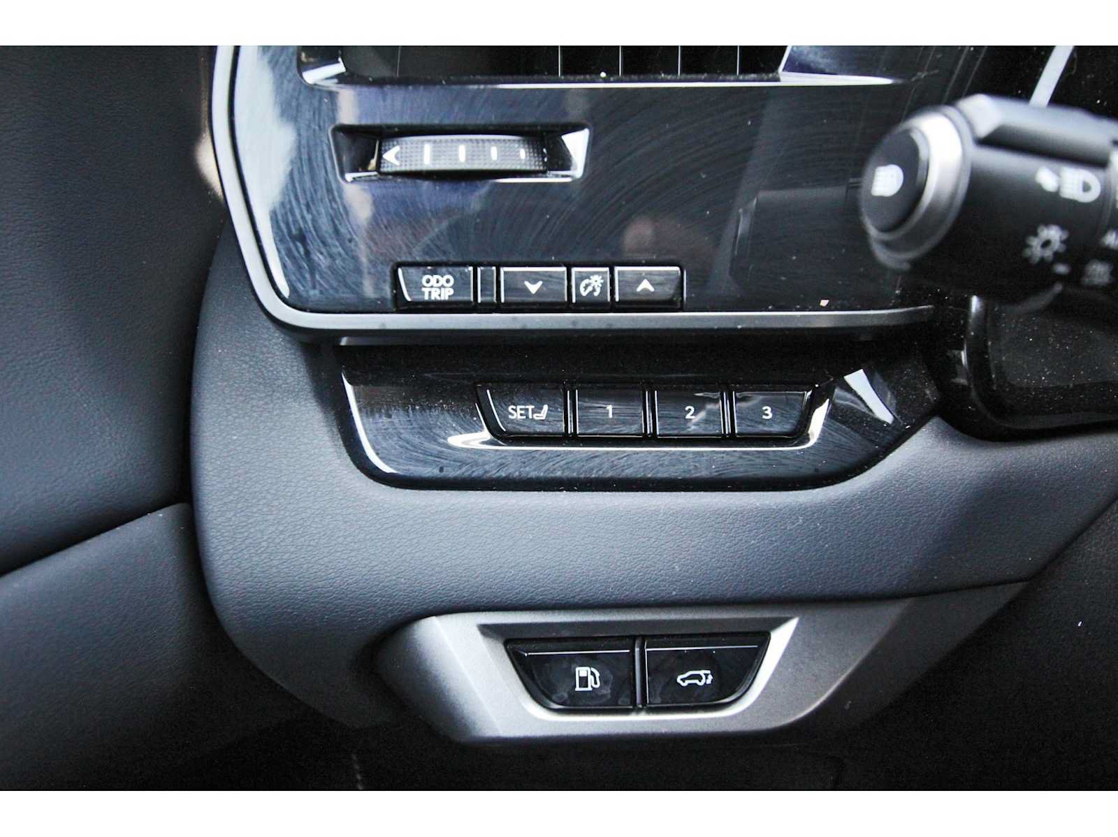Used 2025 Lexus RX 350 Premium FWD image 19