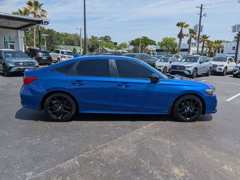 Used 2023 Honda Civic Sport image 3