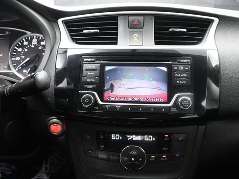 Used 2018 Nissan Sentra SV FWD image 12