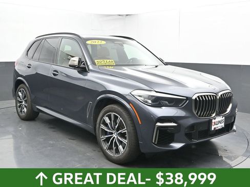 Used 2022 BMW X5 M50i image 4