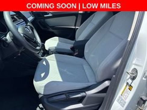 Used 2019 Volkswagen Tiguan S FWD image 9
