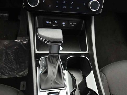 New 2026 Hyundai Tucson SEL image 18